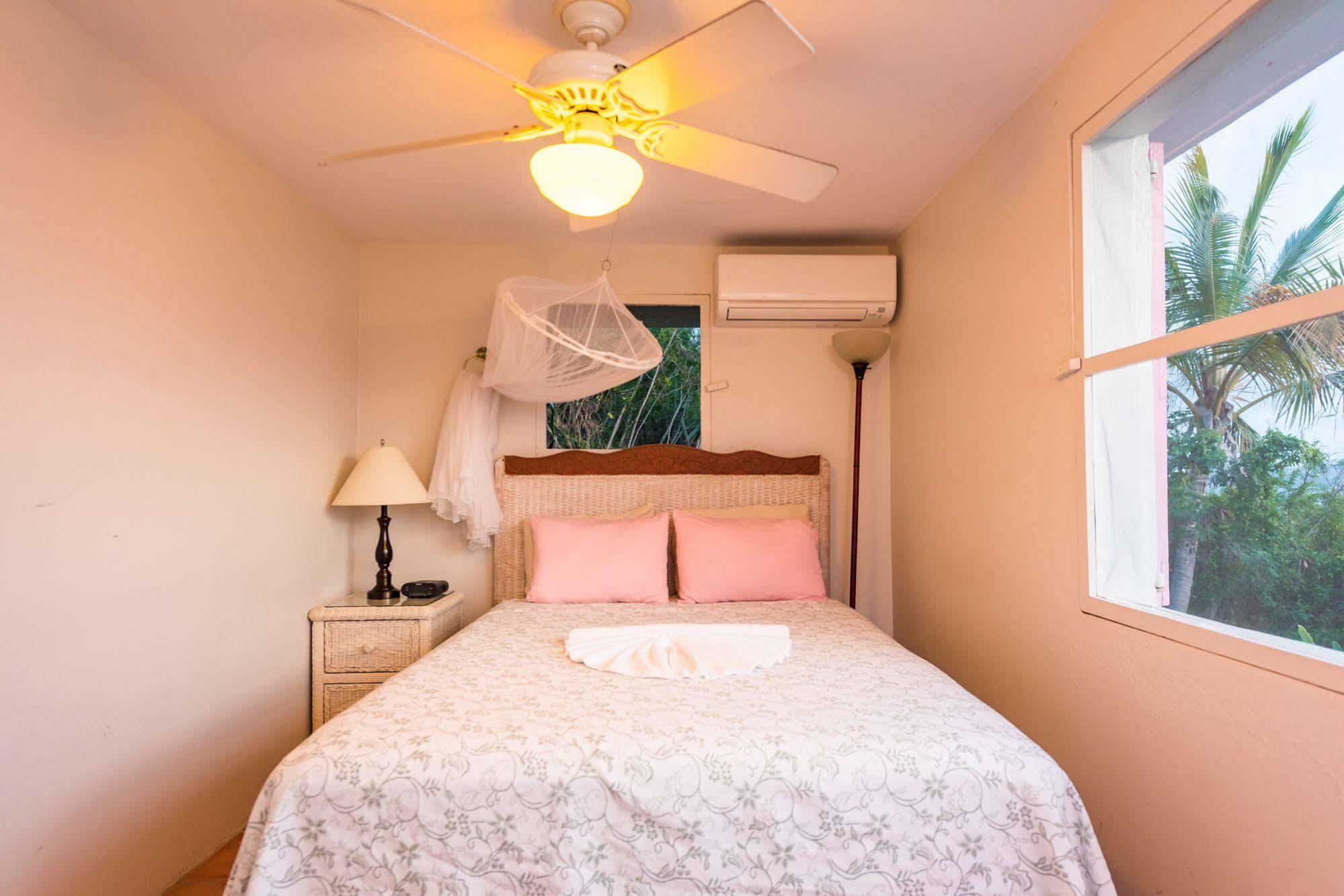 White Bay Villas And Beach Club Jost Van Dyke Экстерьер фото