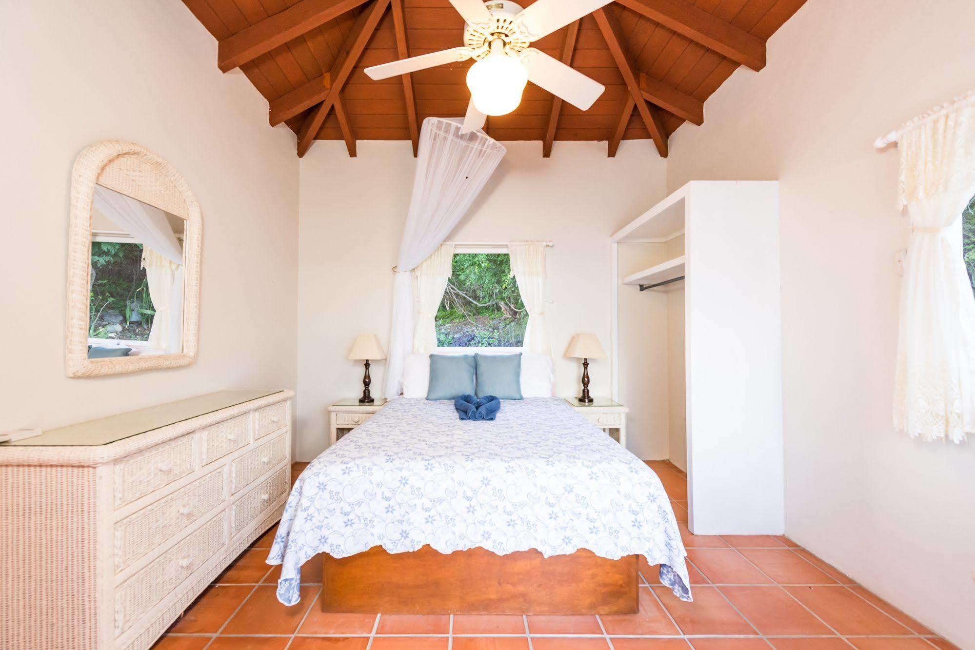 White Bay Villas And Beach Club Jost Van Dyke Экстерьер фото